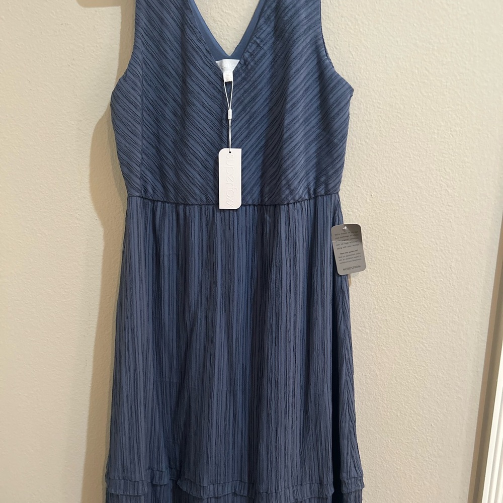 Superfoxx V-Neck Midi Dress